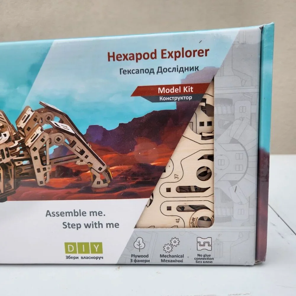 NEW Ugears Hexapod Wooden 3D Puzzle Walking Robot Model Kits Spider Gift Real wa